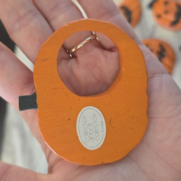 Vintage Abbott ceramic pumpkin napkin rings set of 6 - Picture 3 of 4